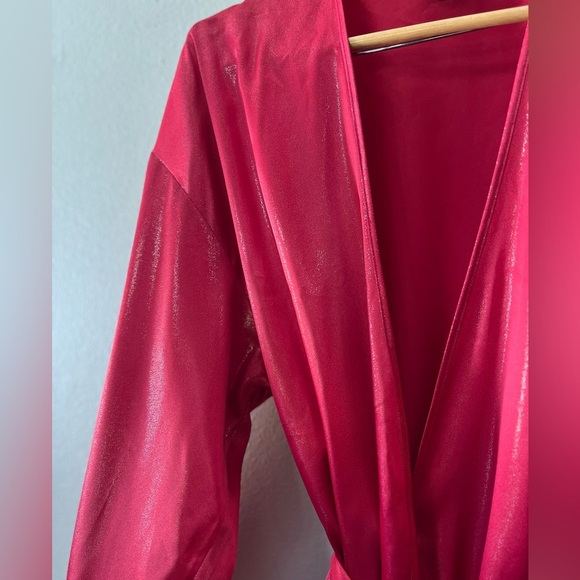 Gilligan & O Mailley Red Robe with faux fur at the cuffs Size L Romantic - Picture 2 of 6